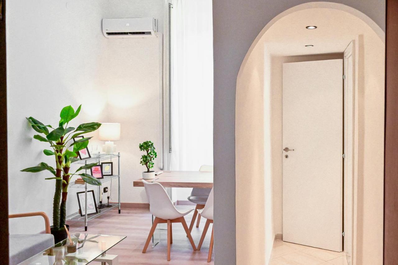Cozy Rooms Napoli Bagian luar foto