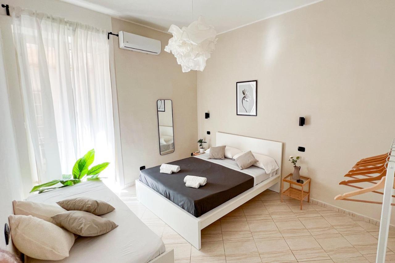 Cozy Rooms Napoli Bagian luar foto